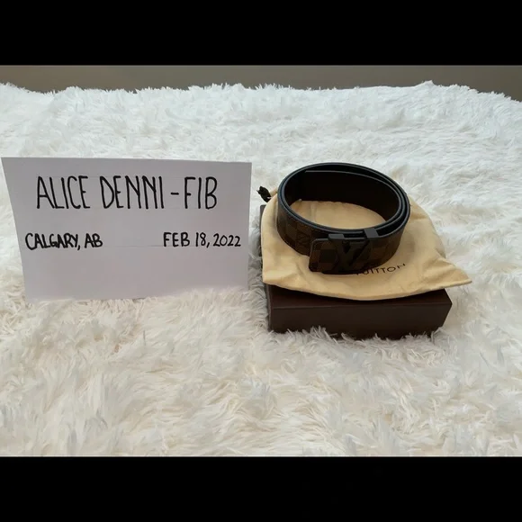 SOLD!! SOLD!!! SOLD!! LOUIS VUITTON INITIALES BELT 40MM - Picture 6 of 6